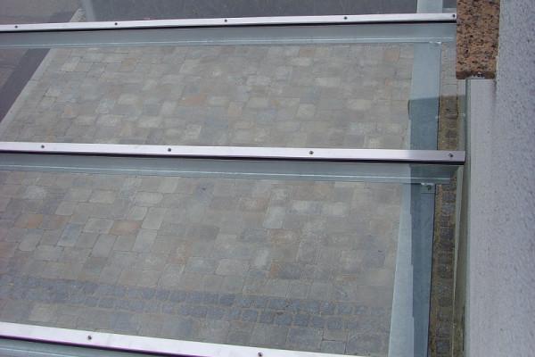 Carport mit Glasdach