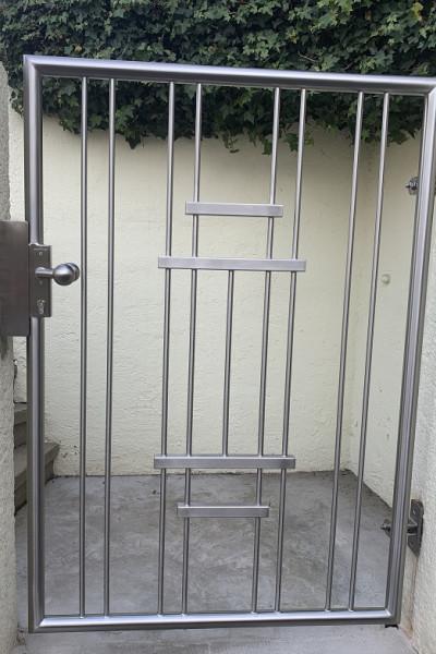 Gartentor aus Edelstahl