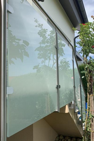 Treppengeländer mit Glasfüllung