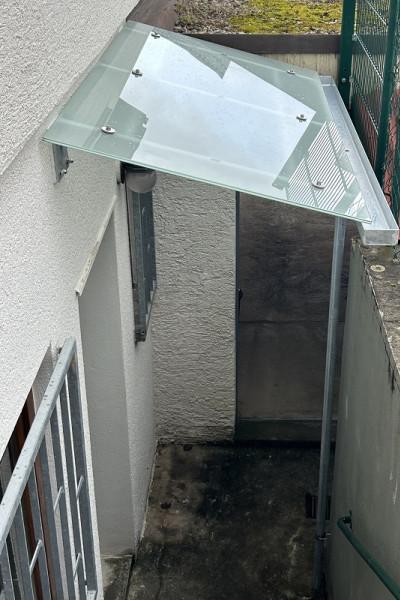 Überdachung zur Kellertür