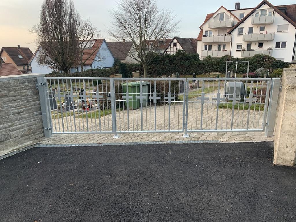 Friedhofstor (3-flüglig)